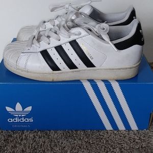 Adidas Superstar